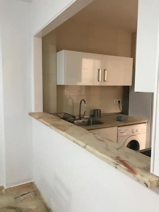 Apartamento Primera Línea Playa-YouTripMalaga