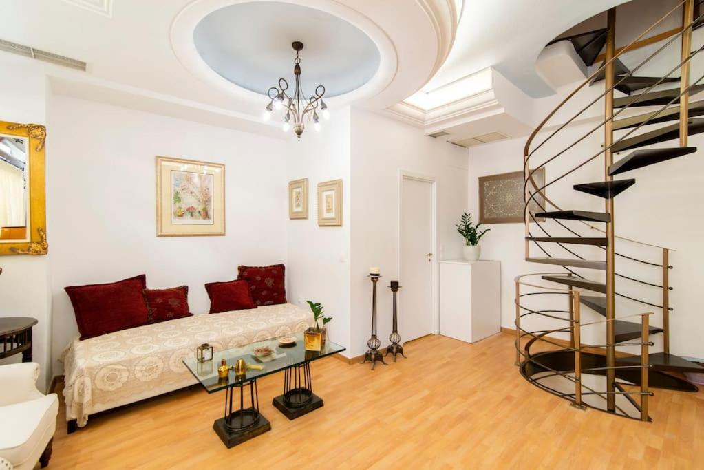 Traditional Vintage House Plaka, Athens Center