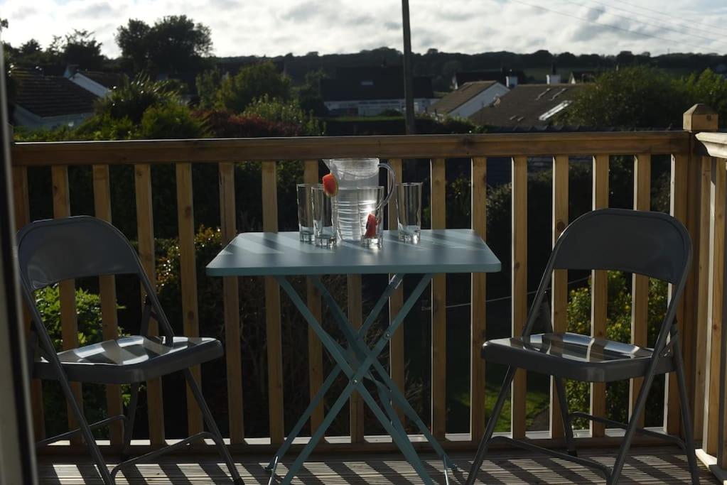 Lovely family holiday home near Benllech Beach view 2