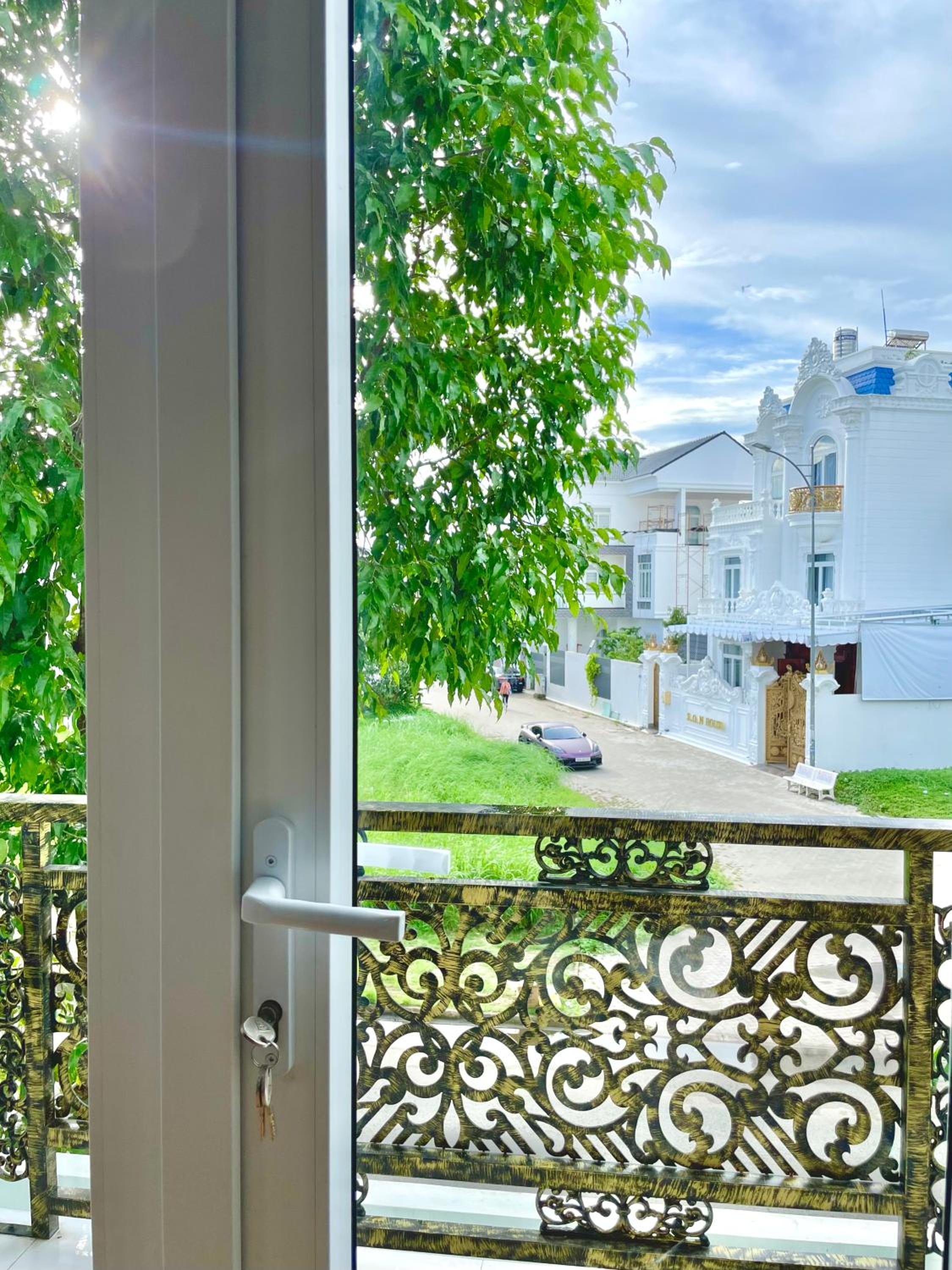 Căn hộ mới - 4 Phòng ngủ lớn tại Khu Biệt Thự Nam Long- Bê Tông Residences