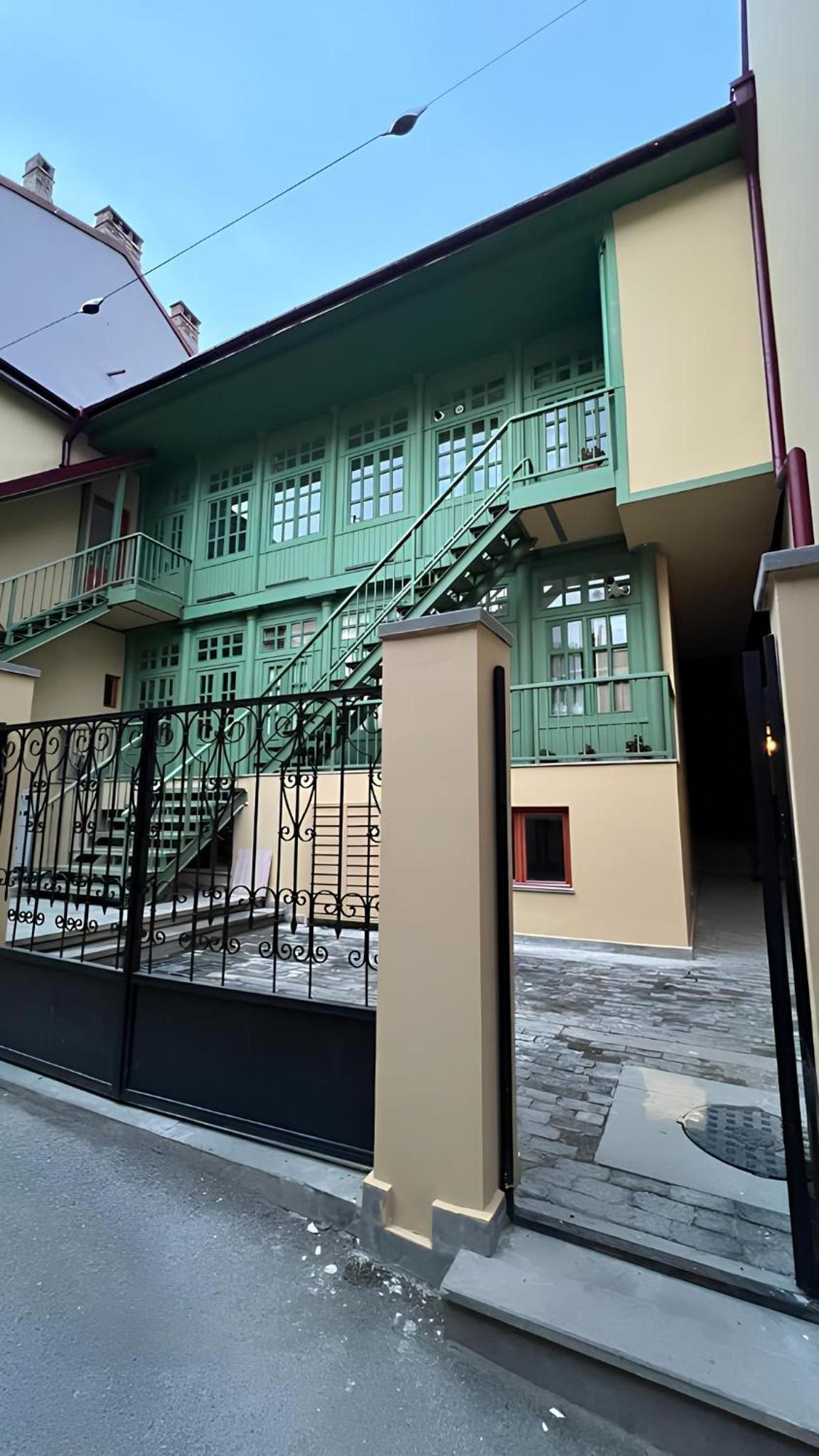 Tbilisi Central Apartment