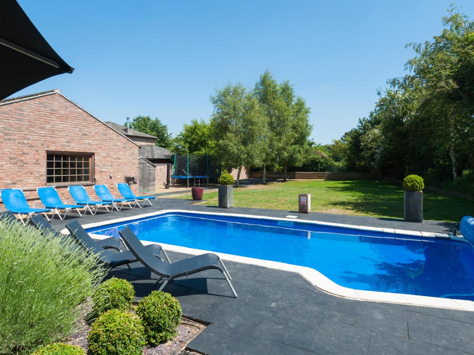 The Old Mill, 7 storey,, dog friendly outdoor pool & bbq view 3
