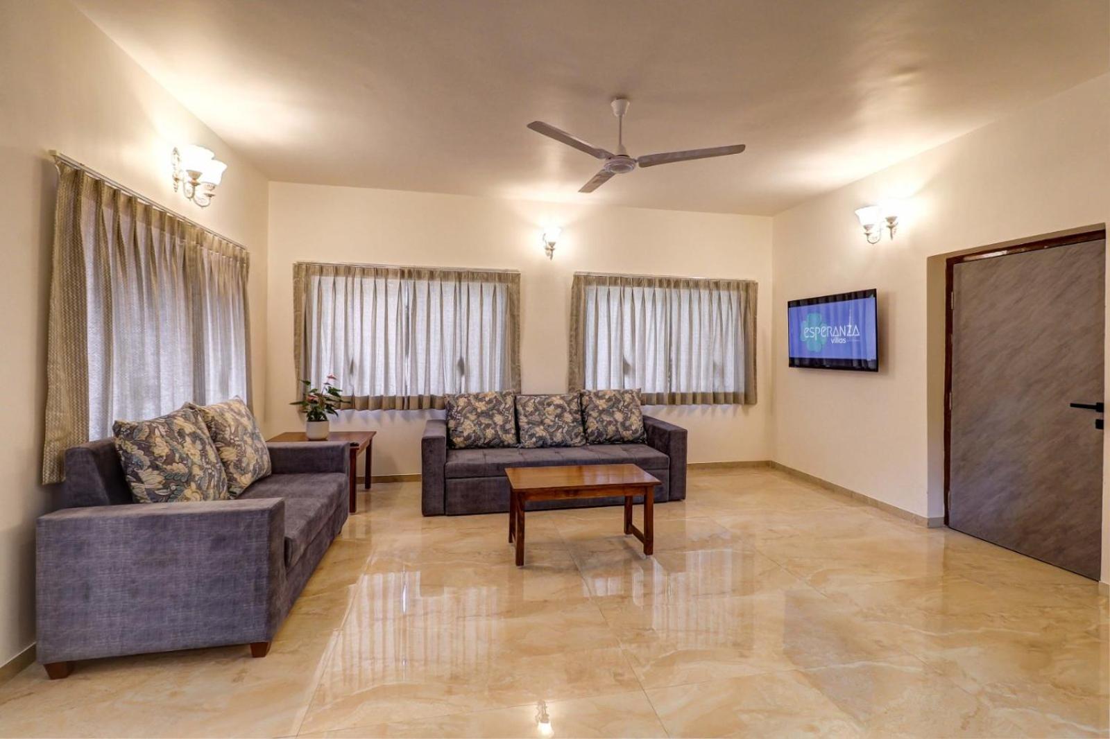 Esperanza Villas with Free Breakfast, Swimming Pool and Valley View