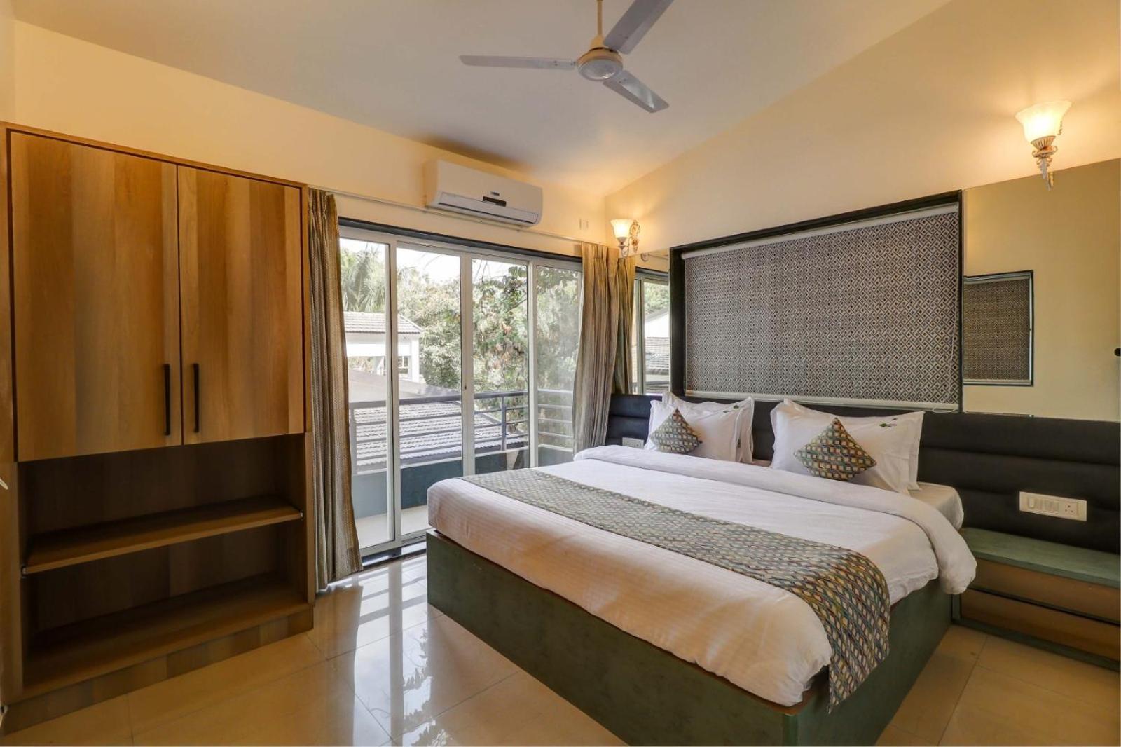 Esperanza Villas with Free Breakfast, Swimming Pool and Valley View