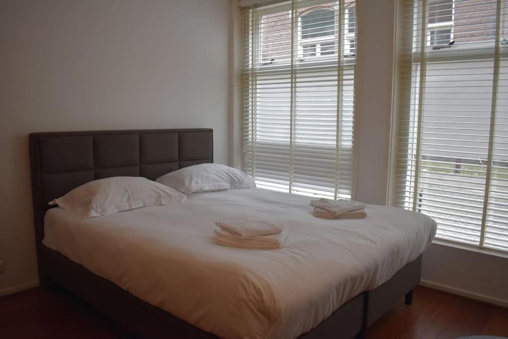 NEW 4p renovated apartment @BEST location Jordaan