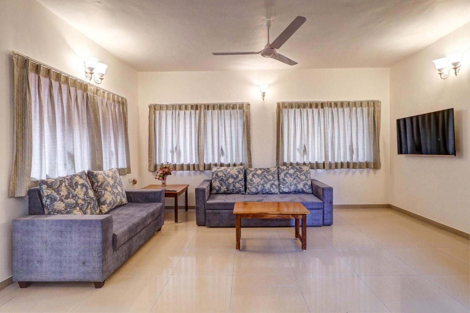 Esperanza Villas with Free Breakfast, Swimming Pool and Valley View