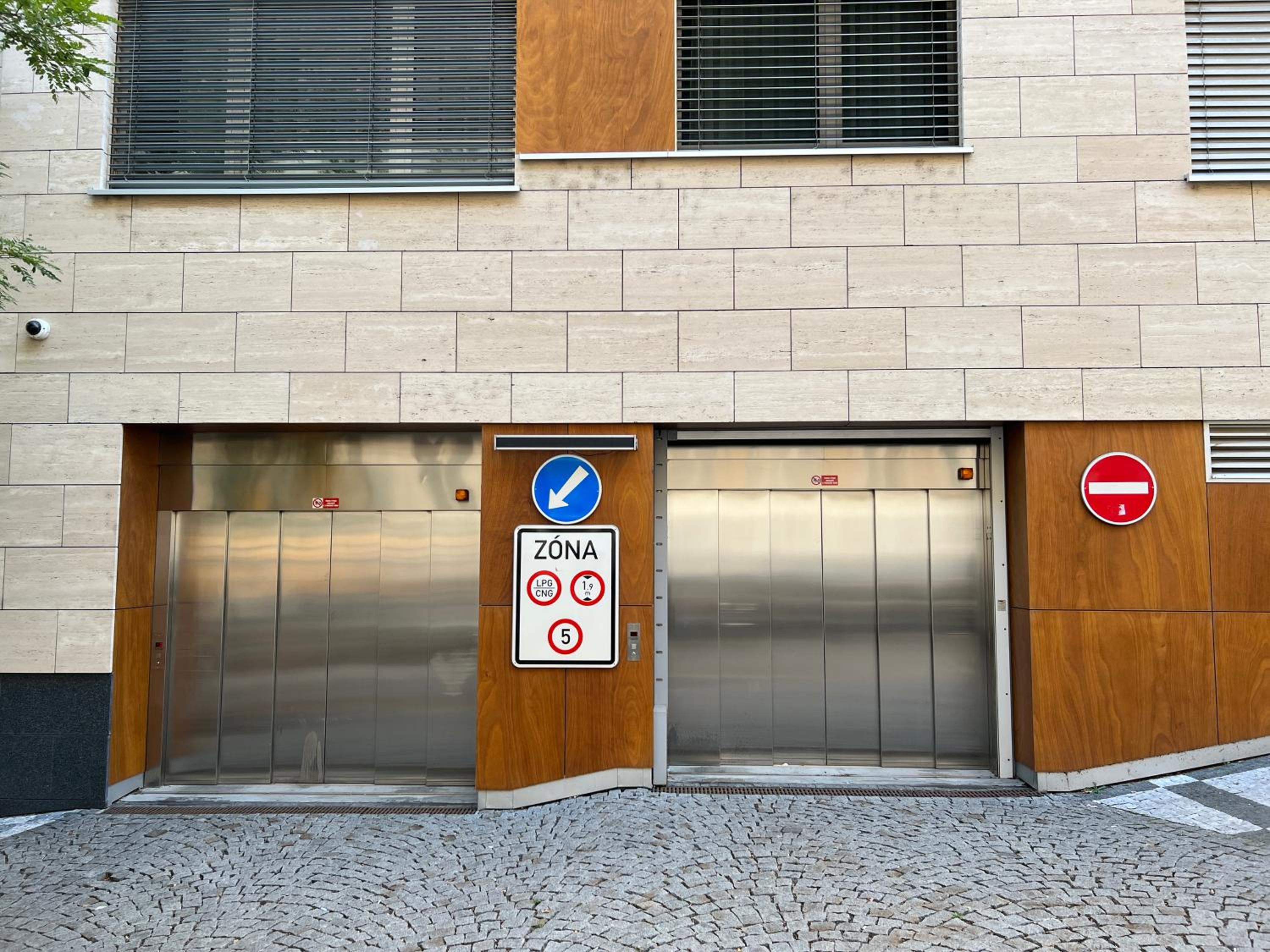 Quiet apartment in the centre