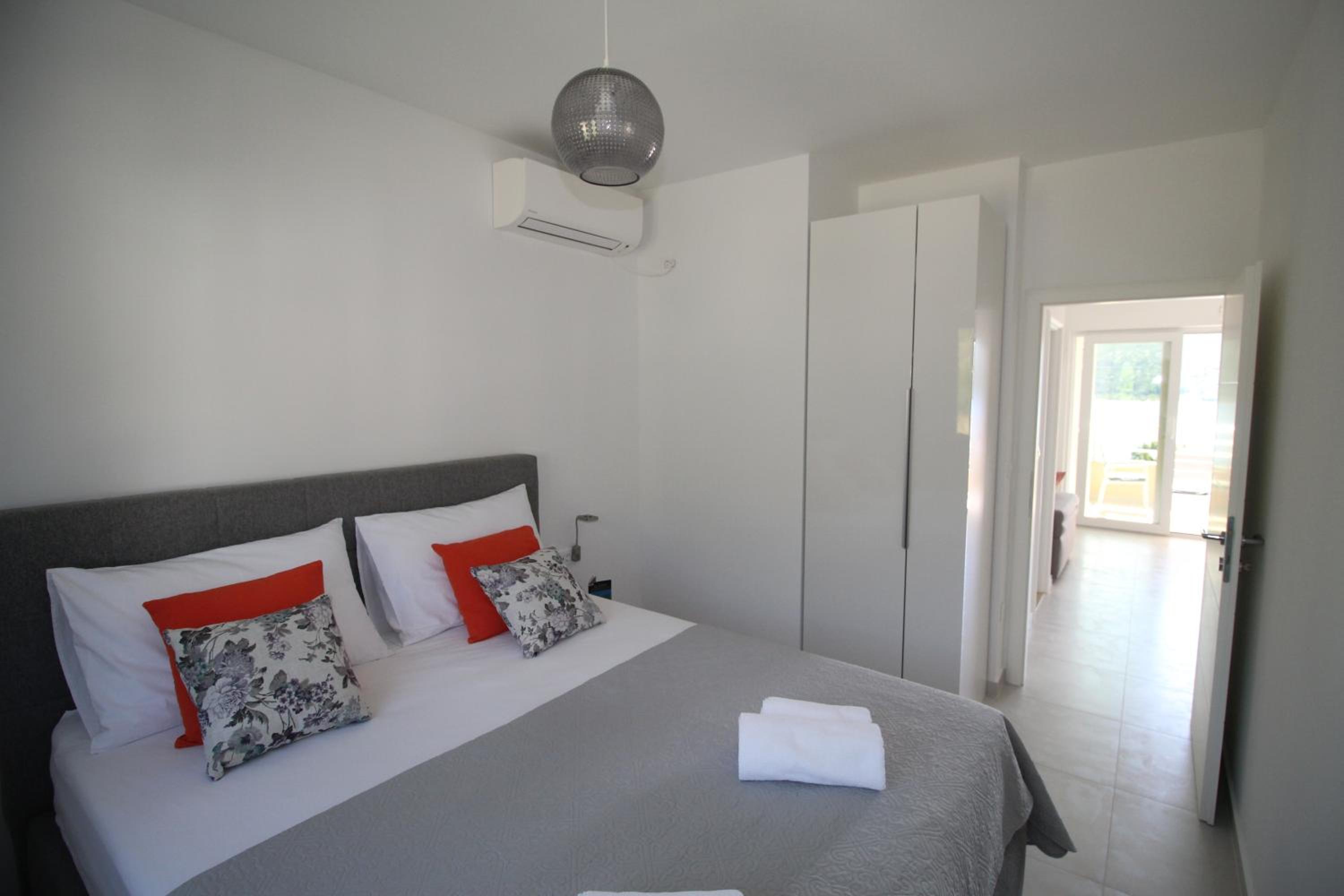 Slano Bay Apartments