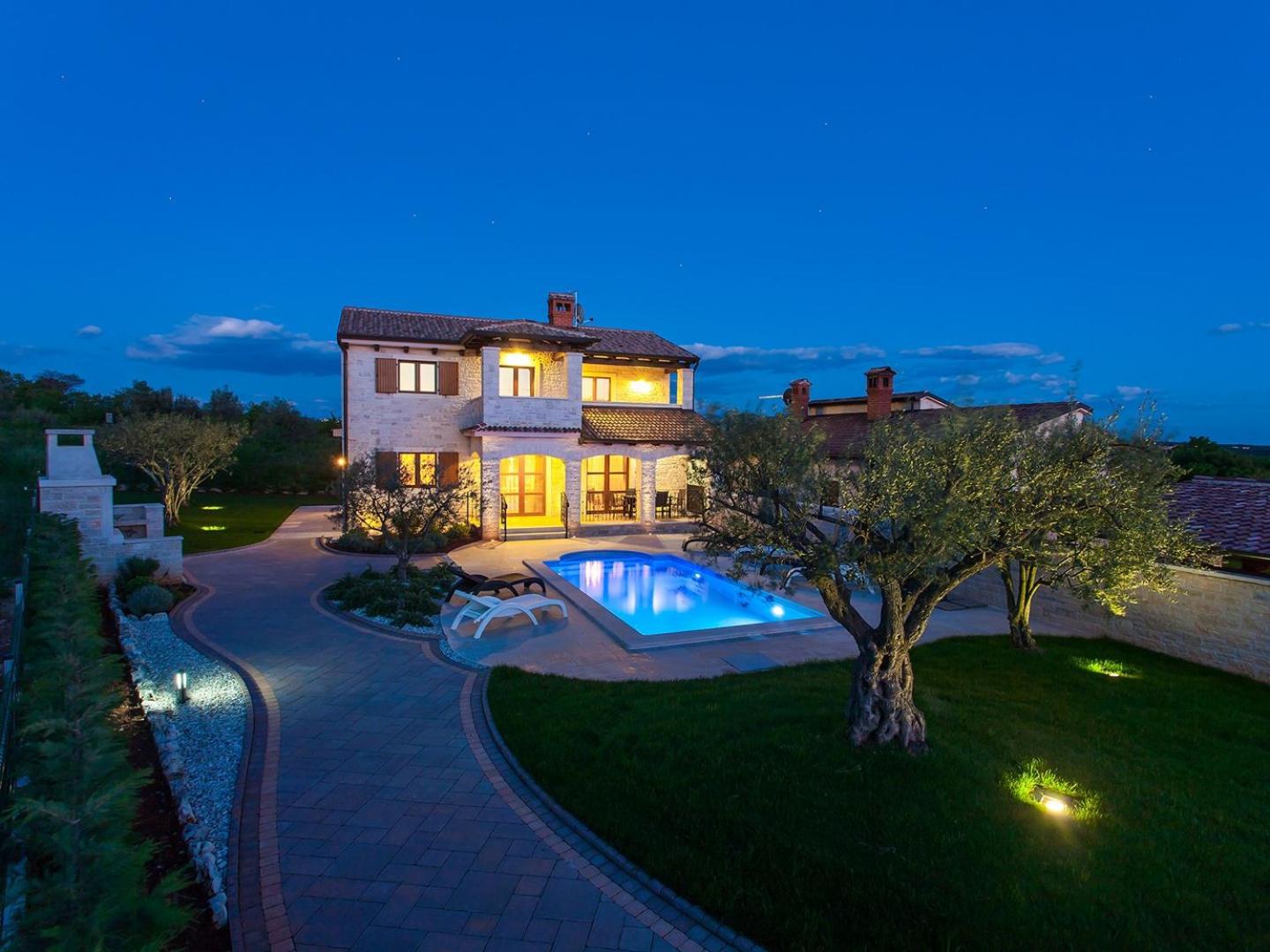Villa Lory