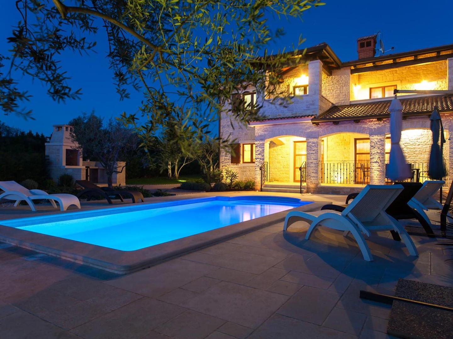 Villa Lory