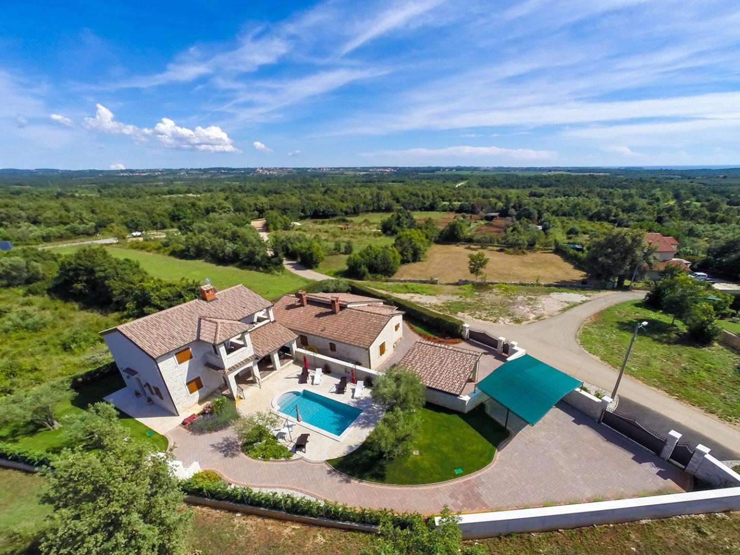 Villa Lory