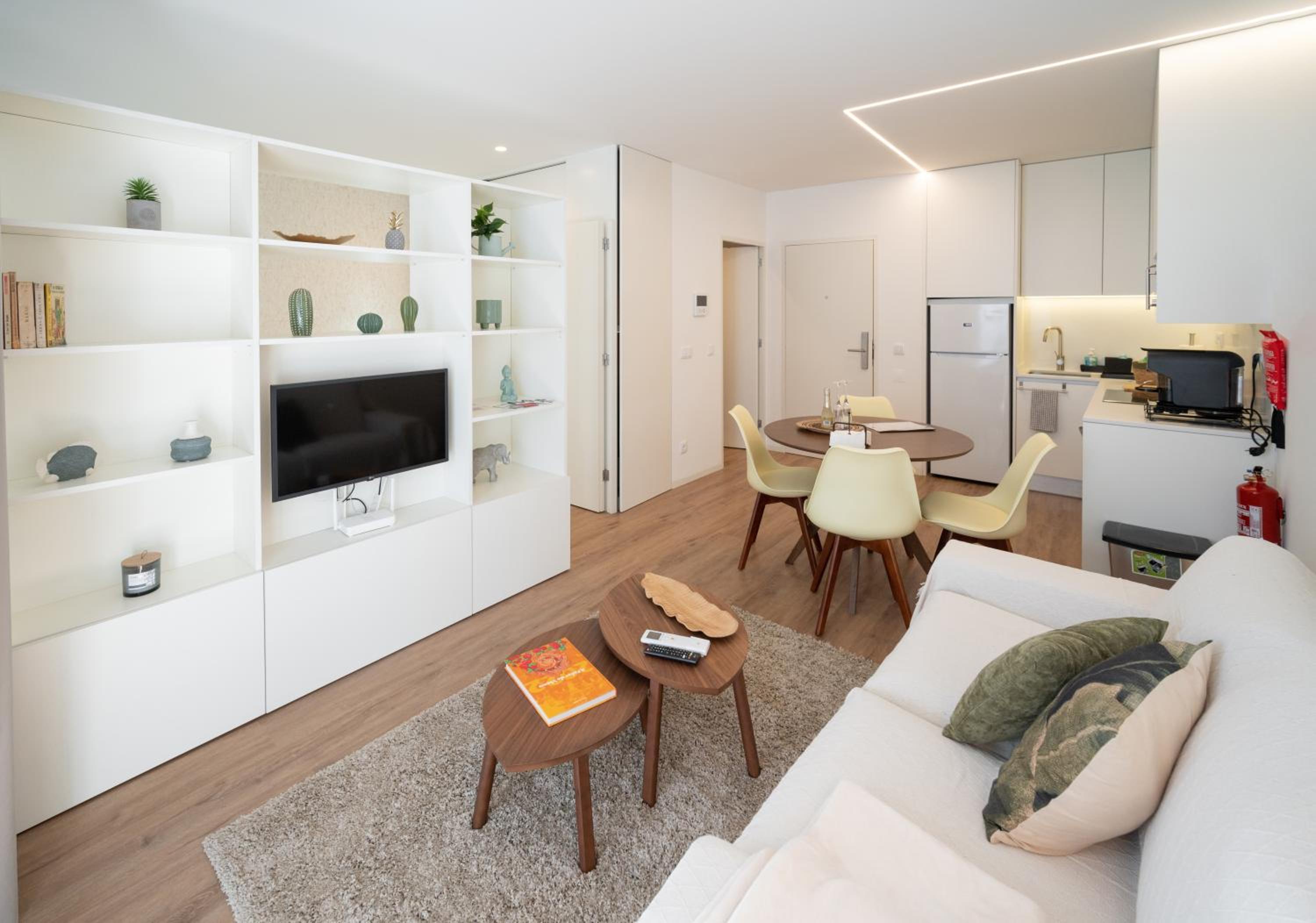 MAM HEAT Apartments - Viana City Centre view 2