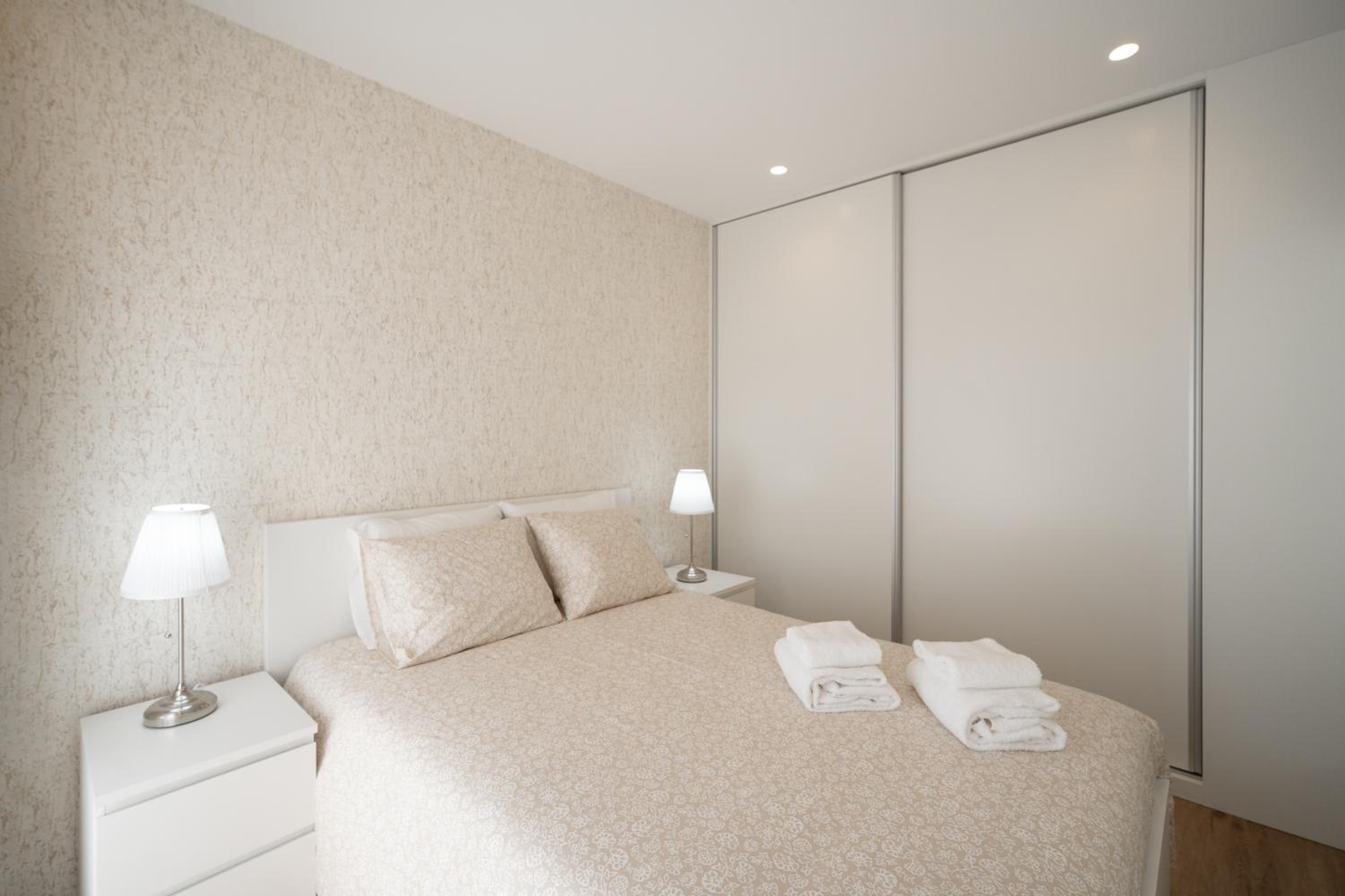 MAM HEAT Apartments - Viana City Centre view 5
