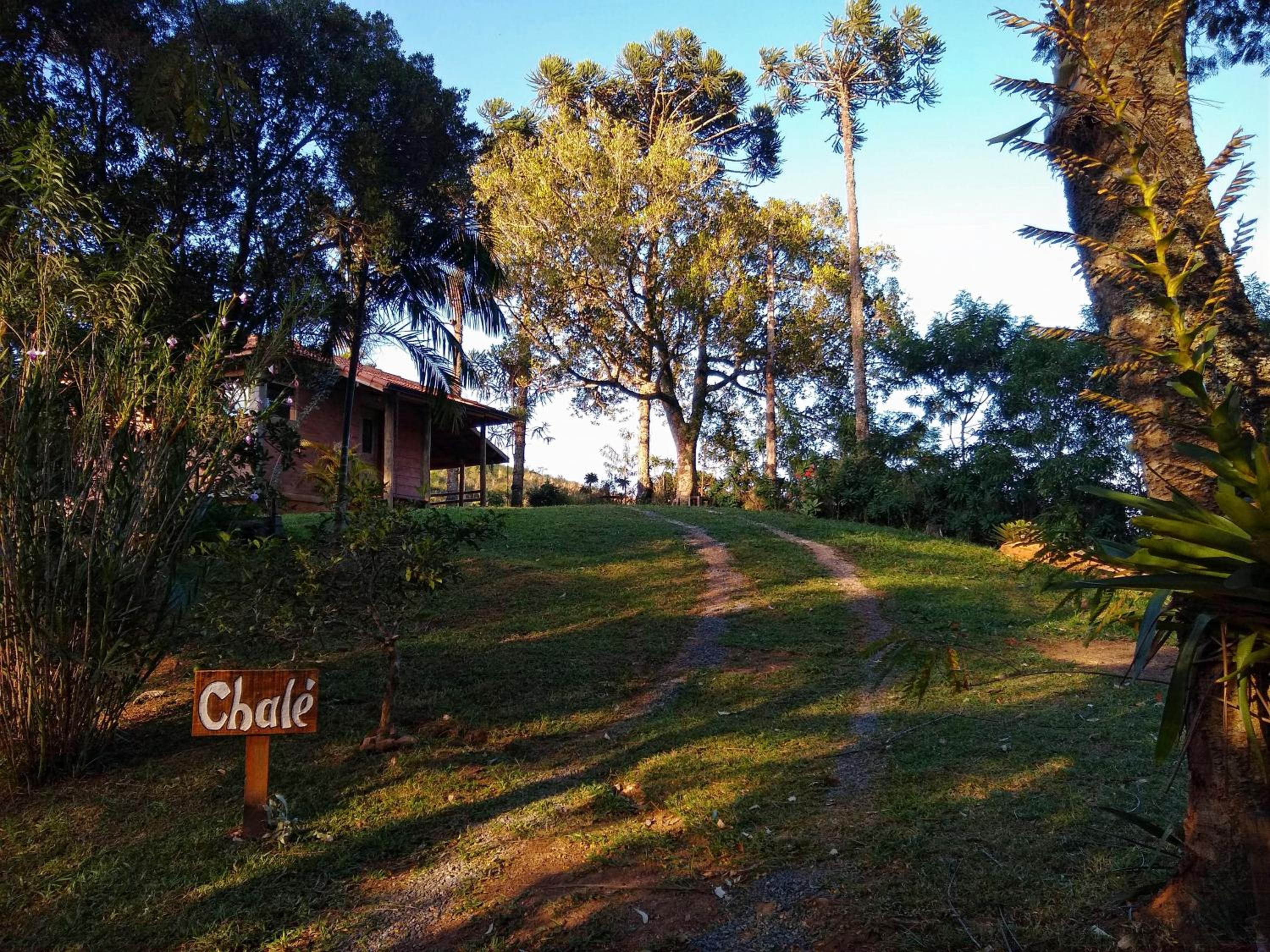 Chalé Rústico com Vista nas Montanhas Mantiqueira