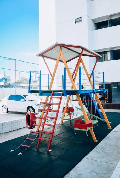 Apê Próx. Fórum, Parque Shopping e Praias do Litoral Norte