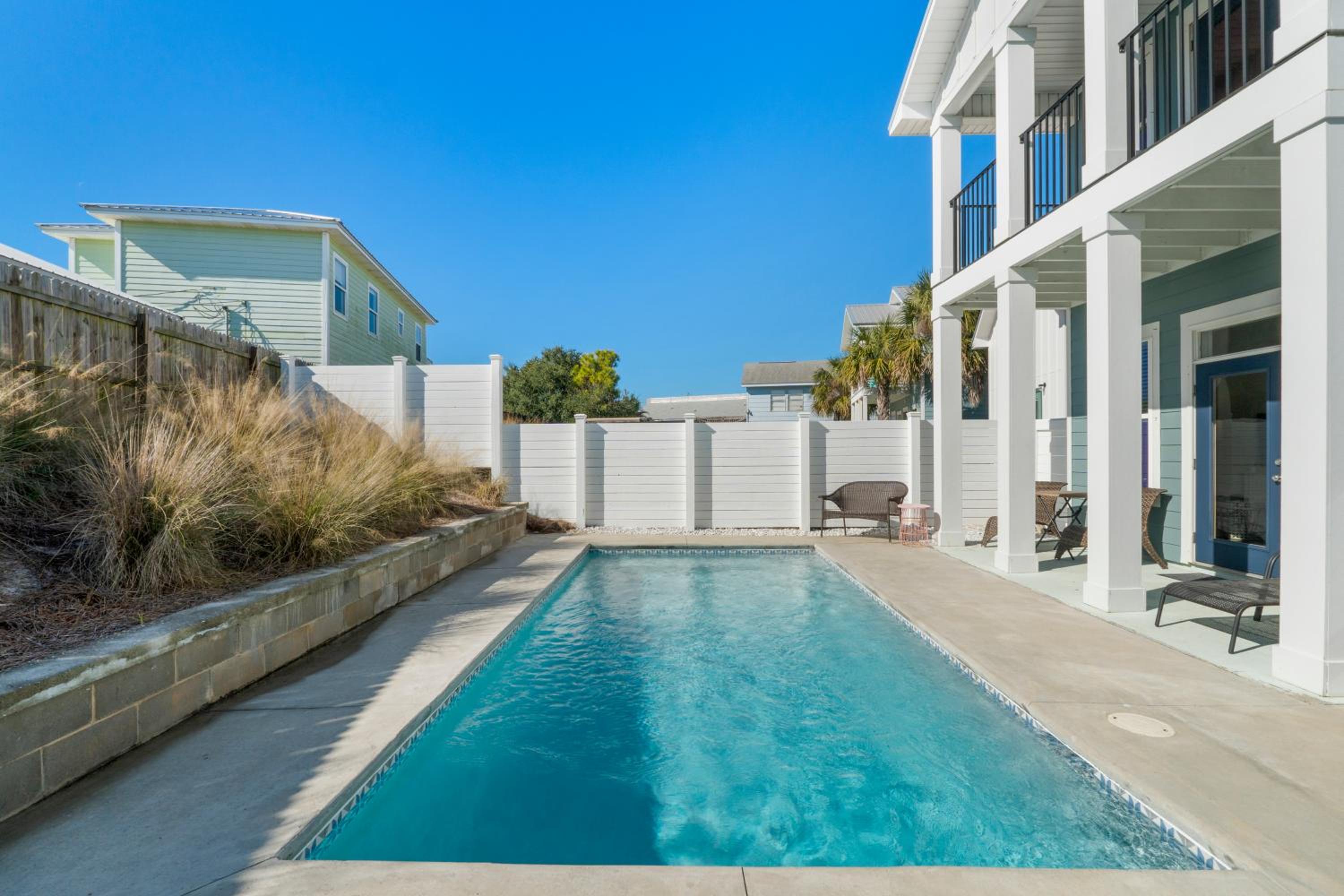 Silver Sands Getaway in Panama City Beach - Private pool, walk to beach, family friendly view 5