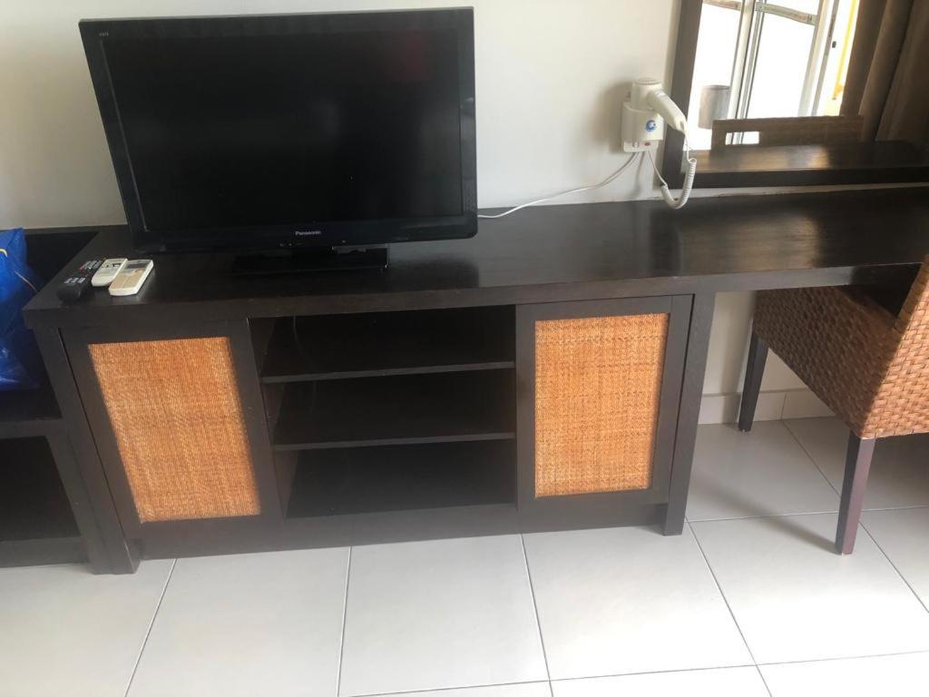 Sunset studio apartment Goldcoast morib
