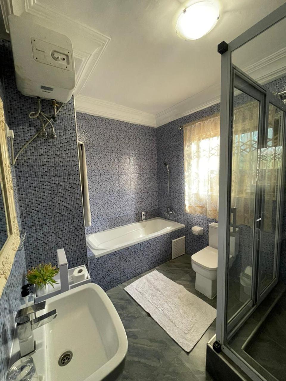 Perriman Hotel