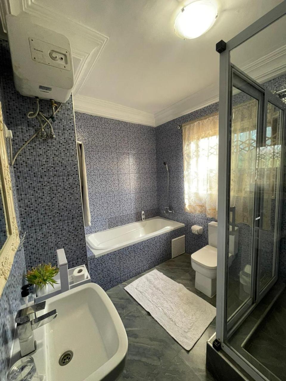 Perriman Hotel
