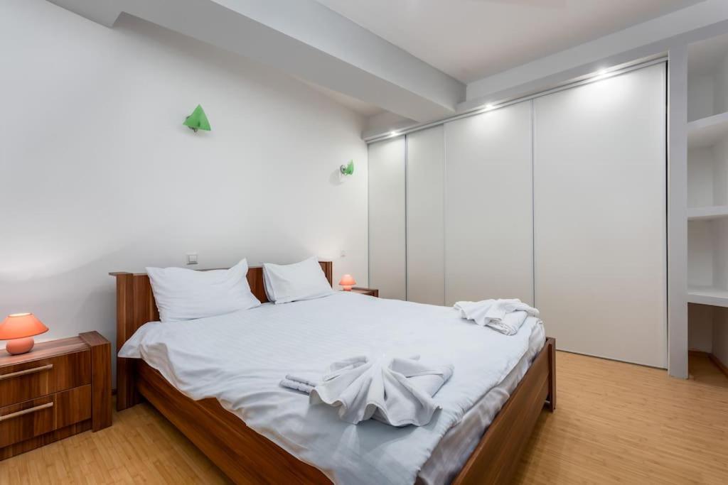 Central Apartament Predeal Nr 3 view 2
