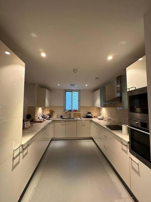 Lyoan home