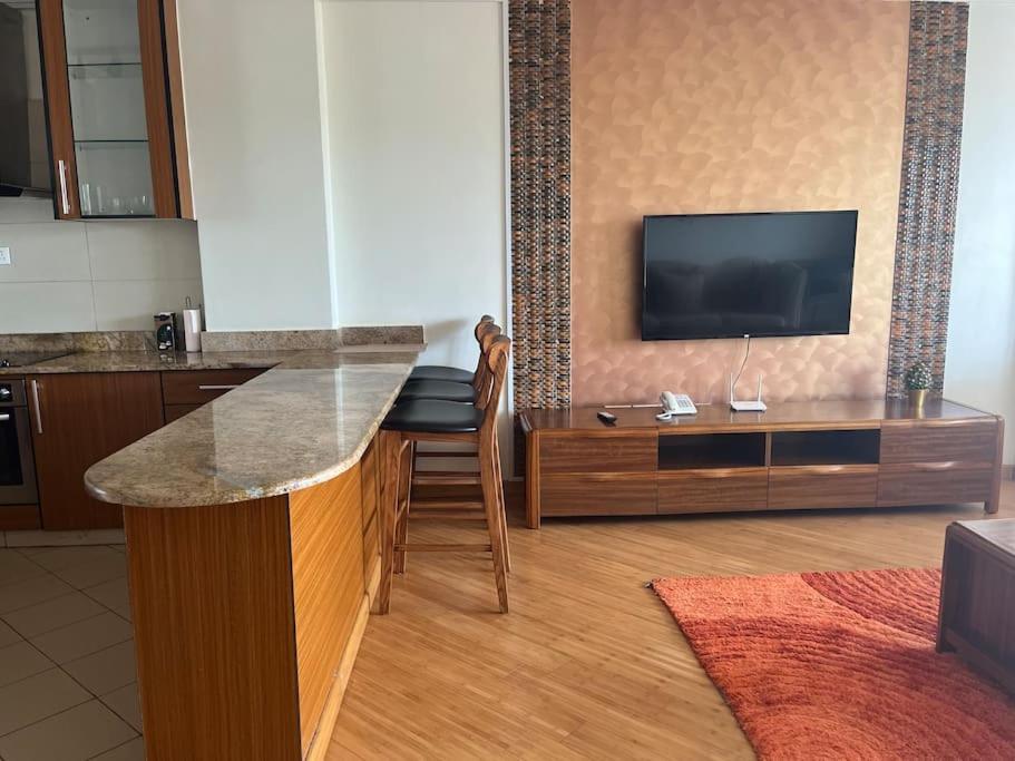 Elegant, Serene furnished and Serviced apartment. view 2
