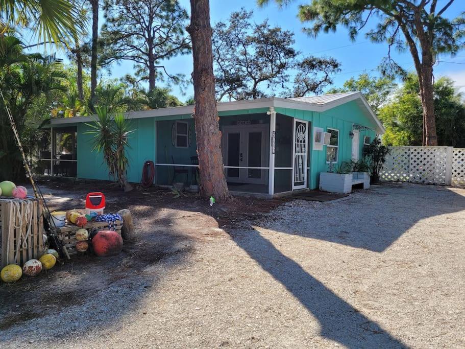 Hotel Gecko - LRG Deck River Kayak Launch Updated 1.3M To Beach - Image 1