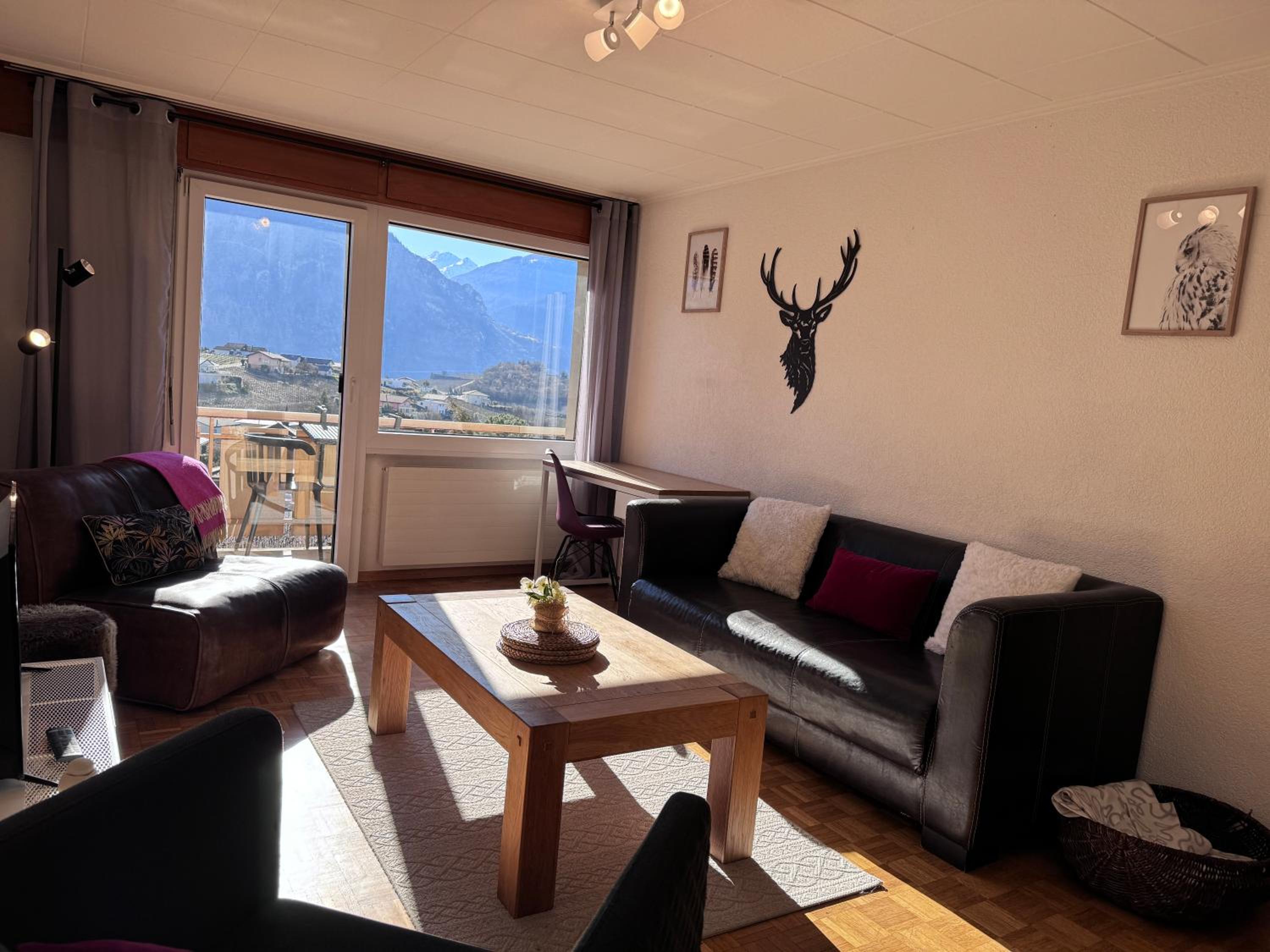 Besso Miège Spacieux, situation idéale pour visiter le Valais