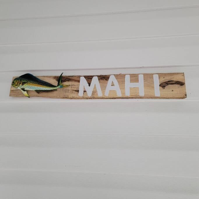 Mahi - New Renovation On Gulf Access Canal 1.3 Mile 2 Beach view 3