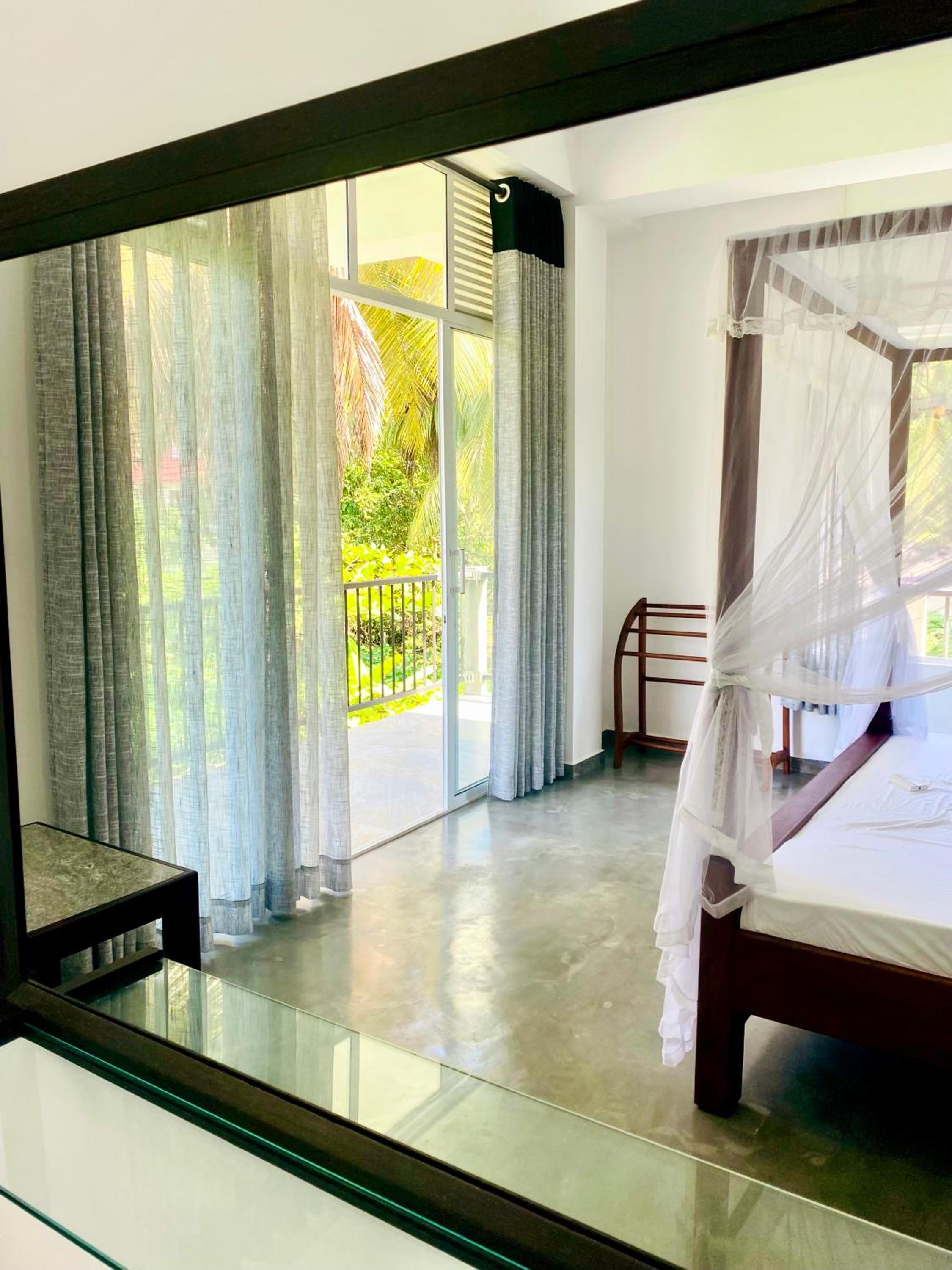 Villa Liya