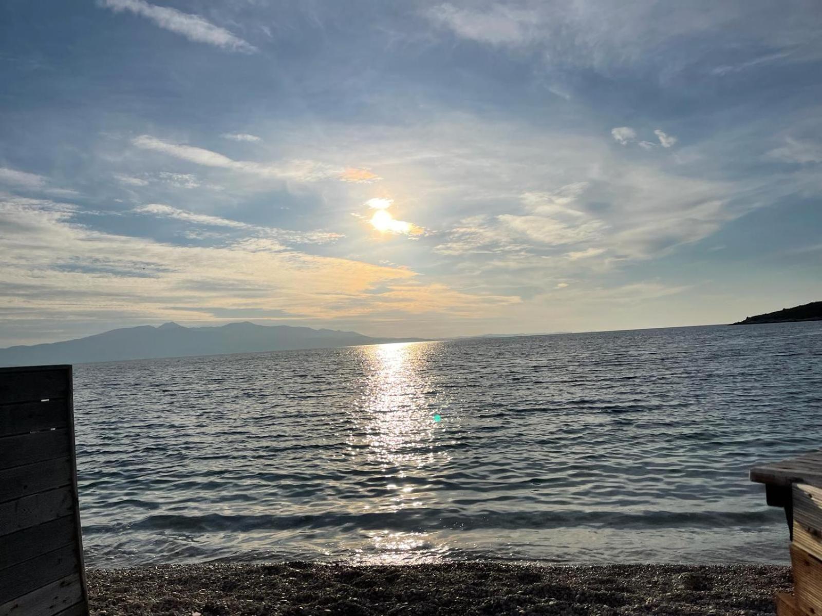 Seaview Apartments Alkis