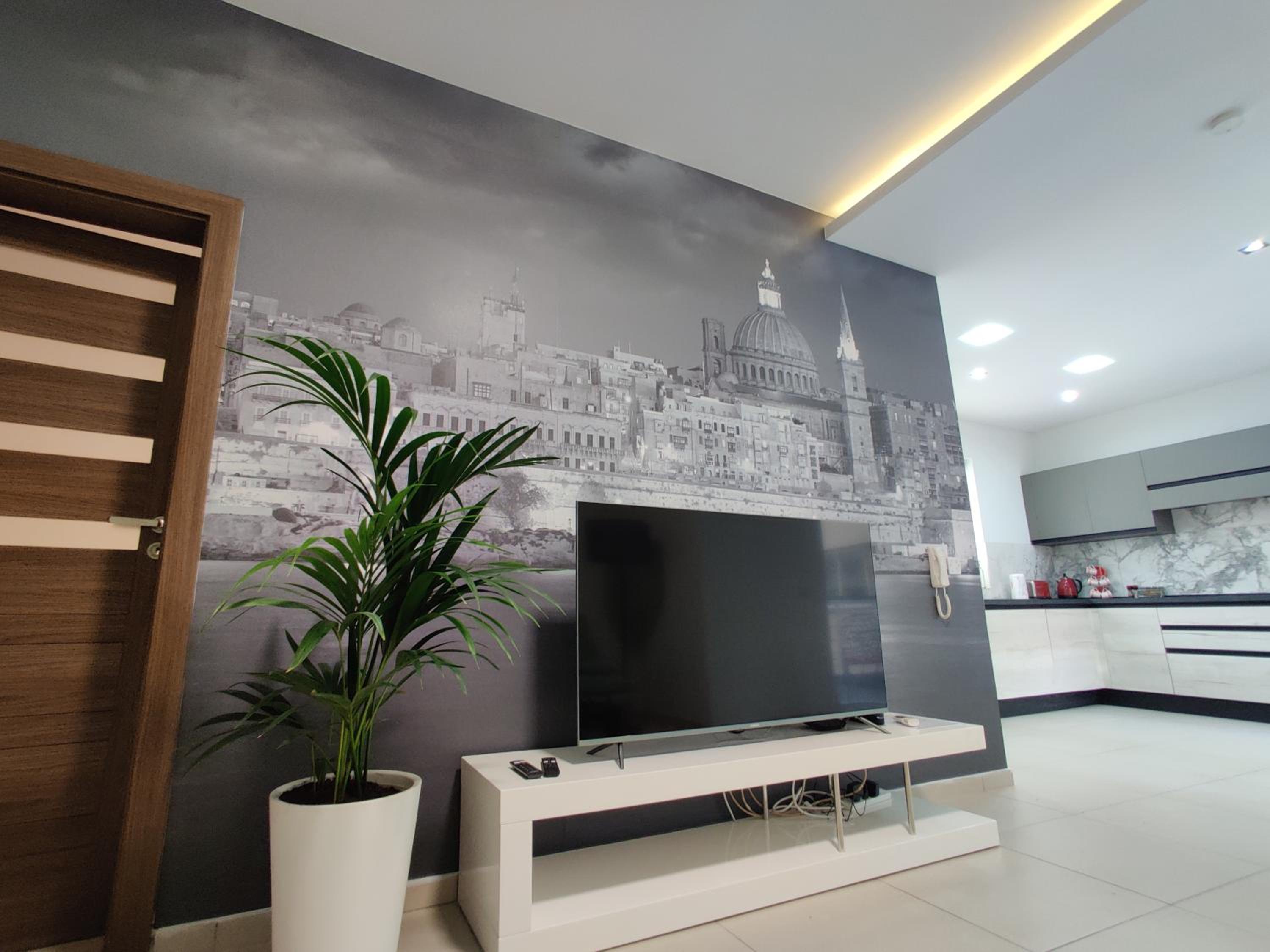 DePiro Point Deluxe - Modern, designer apartment 2 minutes away from popular Sliema seafront view 3
