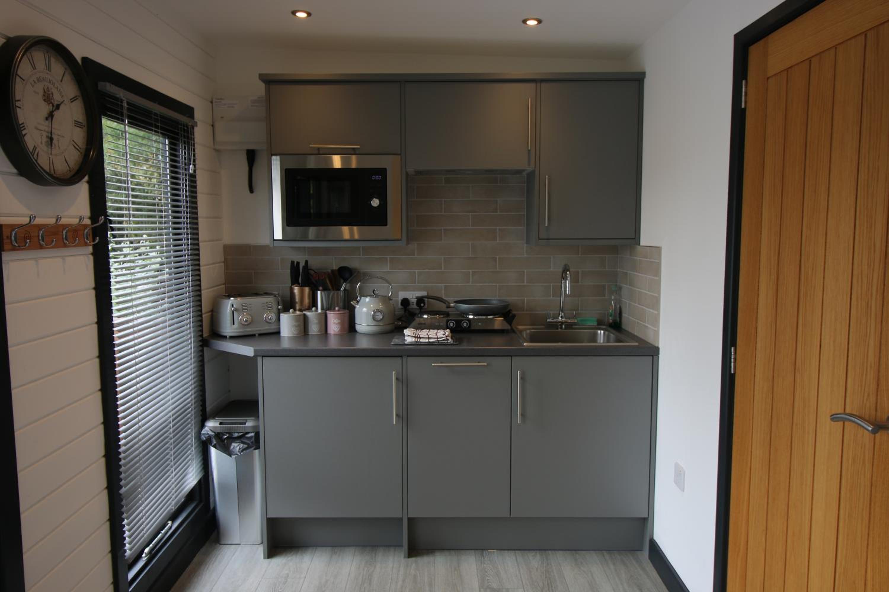 Shearsby Valley Lakes Accommodation