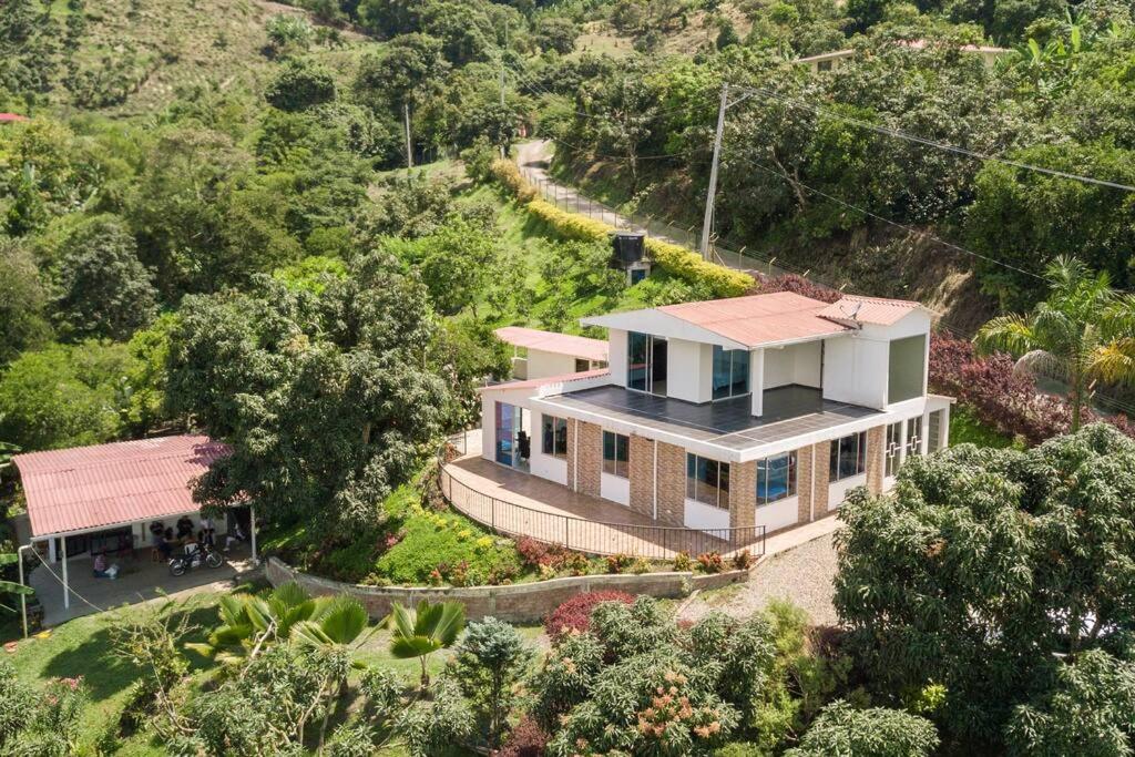Casa campestre clima caliente - agroturismo