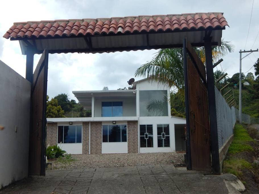 Casa campestre clima caliente - agroturismo
