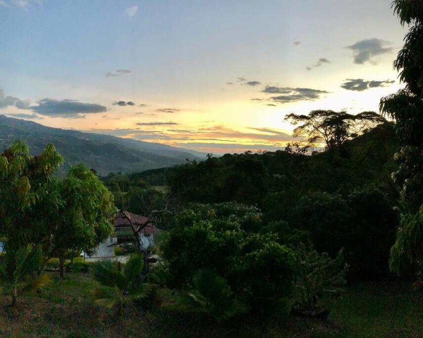 Casa campestre clima caliente - agroturismo