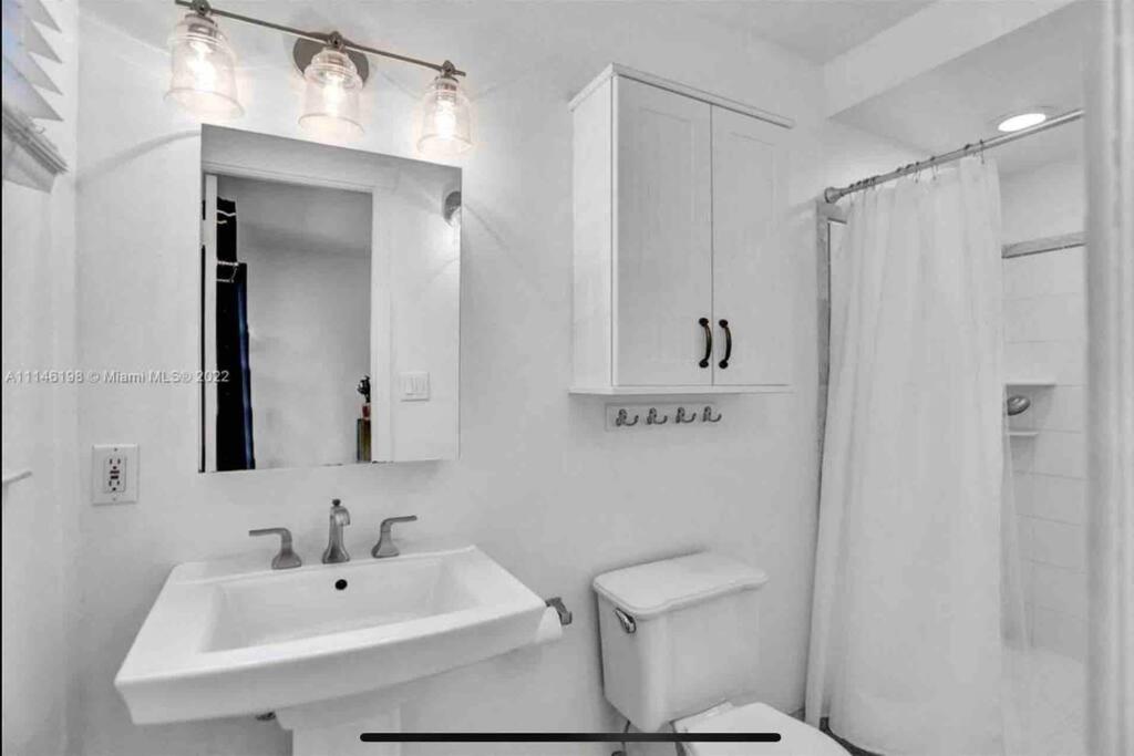 The MIRA Miami. Cozy Private Oasis