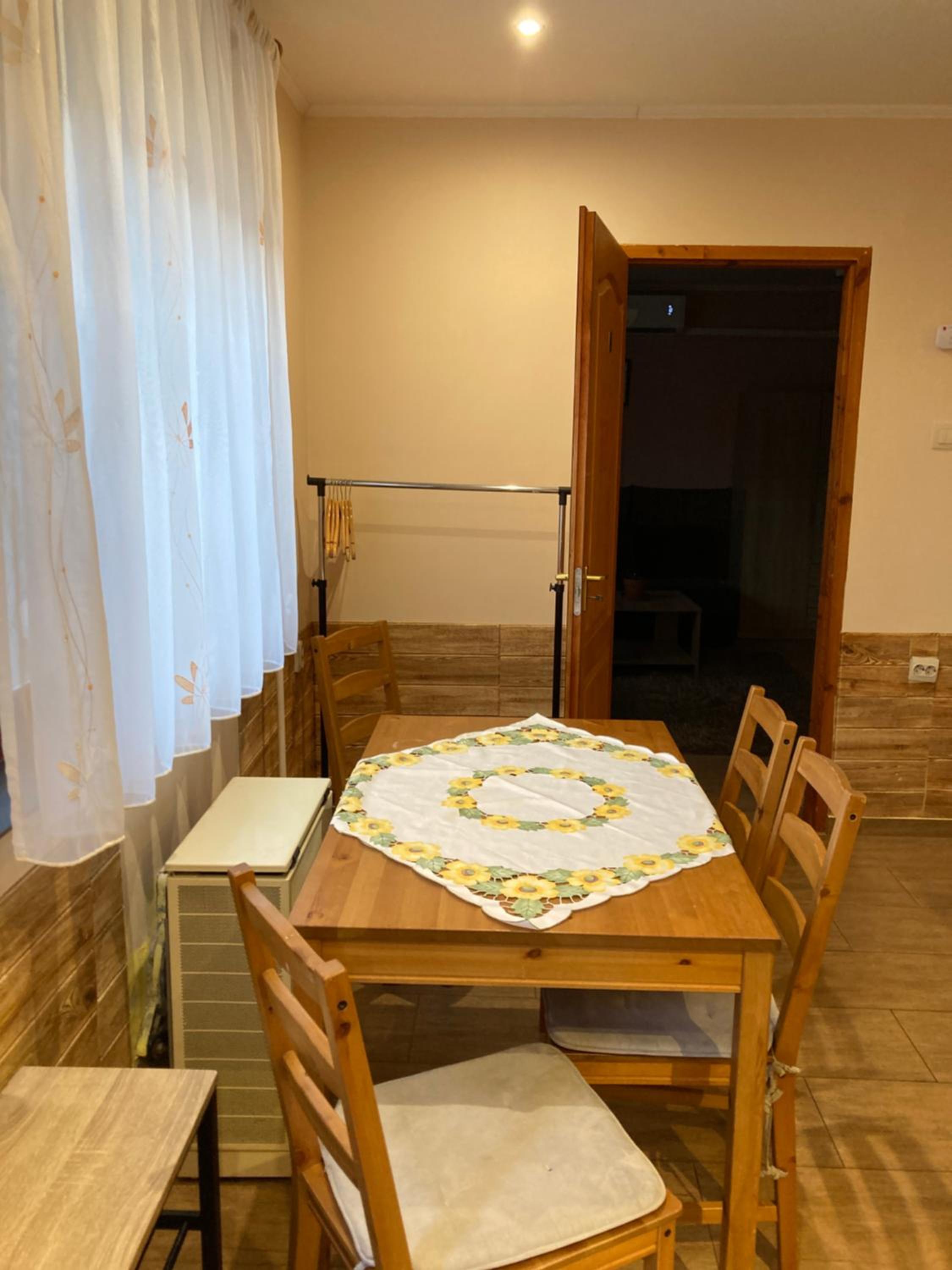 Green Lake Budapest Airport Apartments view 4