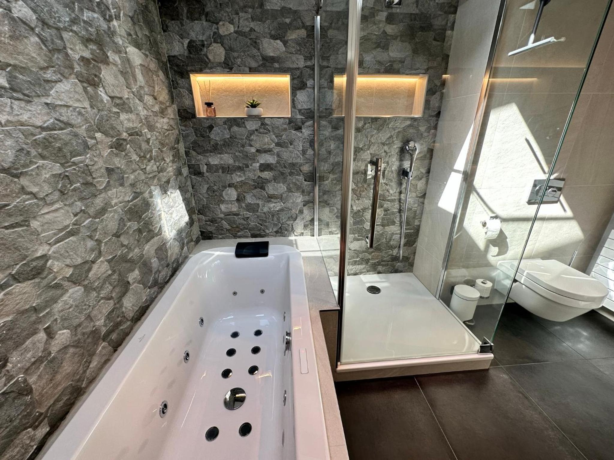 AlpenOase Schliersee - große Suite mit Sauna oder gemütliche Studio Appartements