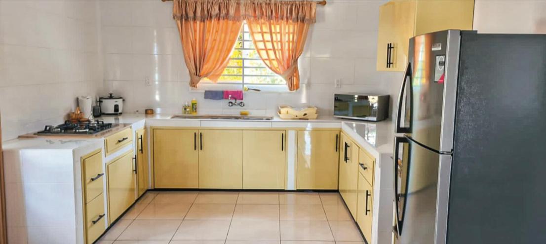 Kapowlito Real Estate Casa #2 Mon Plaisirweg view 5