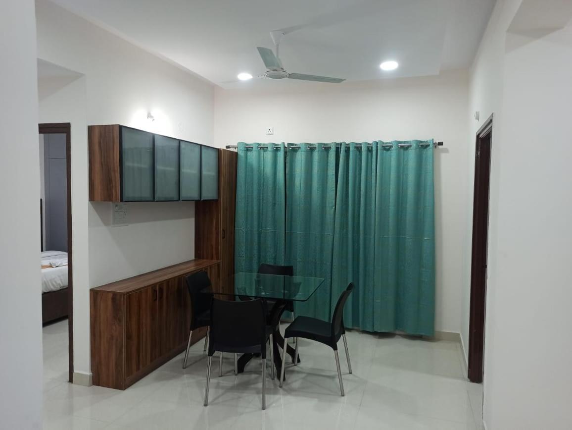 Mythri Retreat Service Apartments