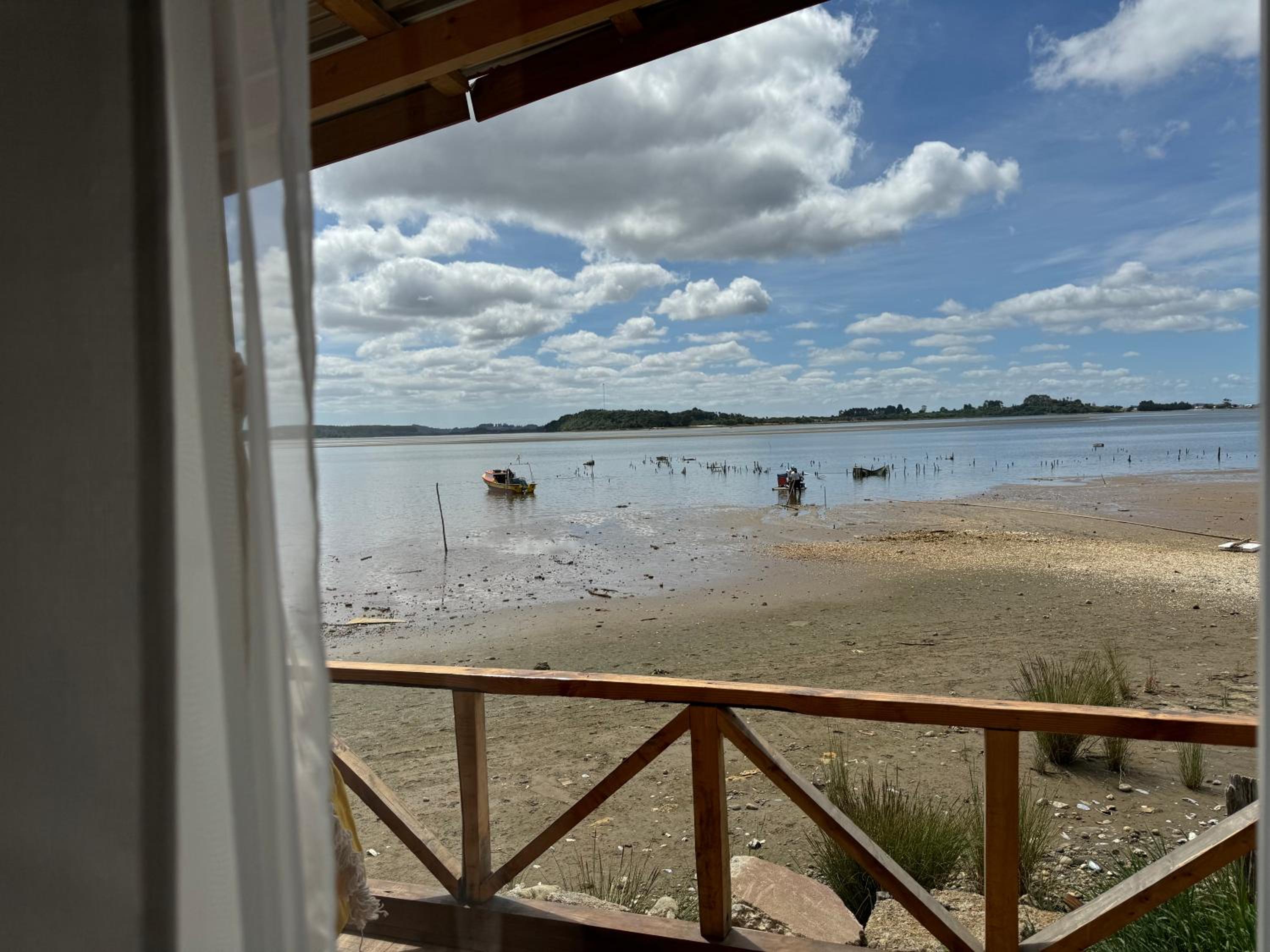 Cabañas y Tinajas Rio Quenuir
