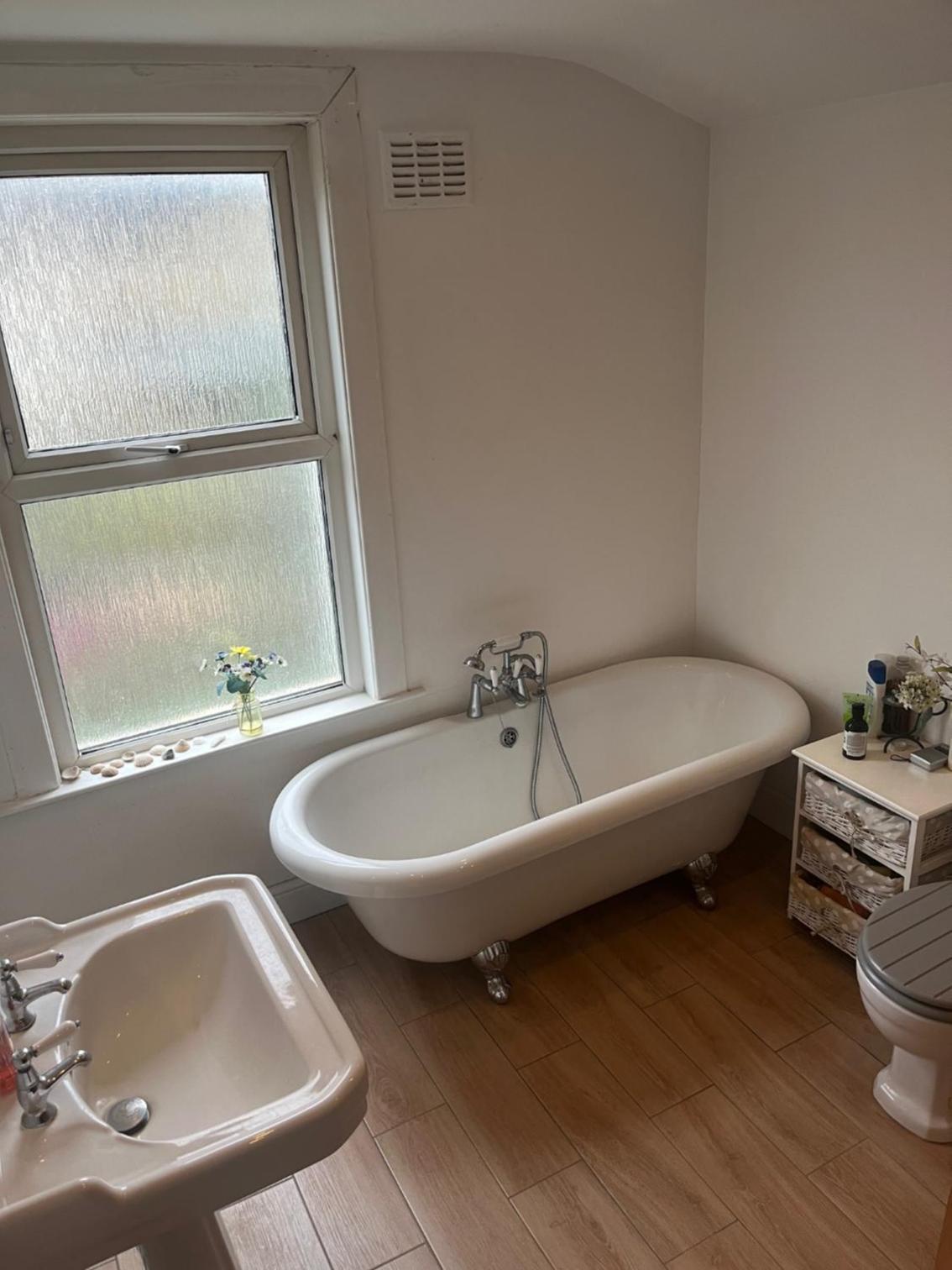 Peaceful London Retreat