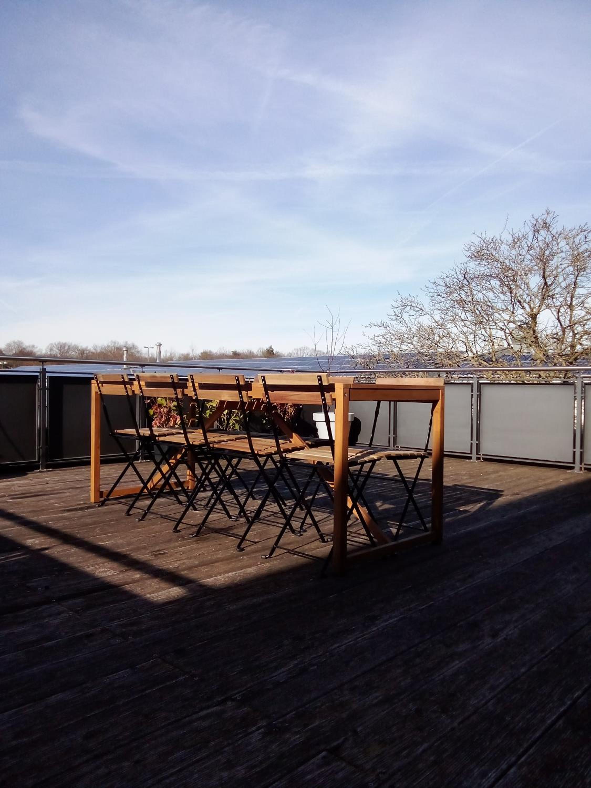 Virginie Apartments - großzügige 145 qm mit Balkon und Parkplatz