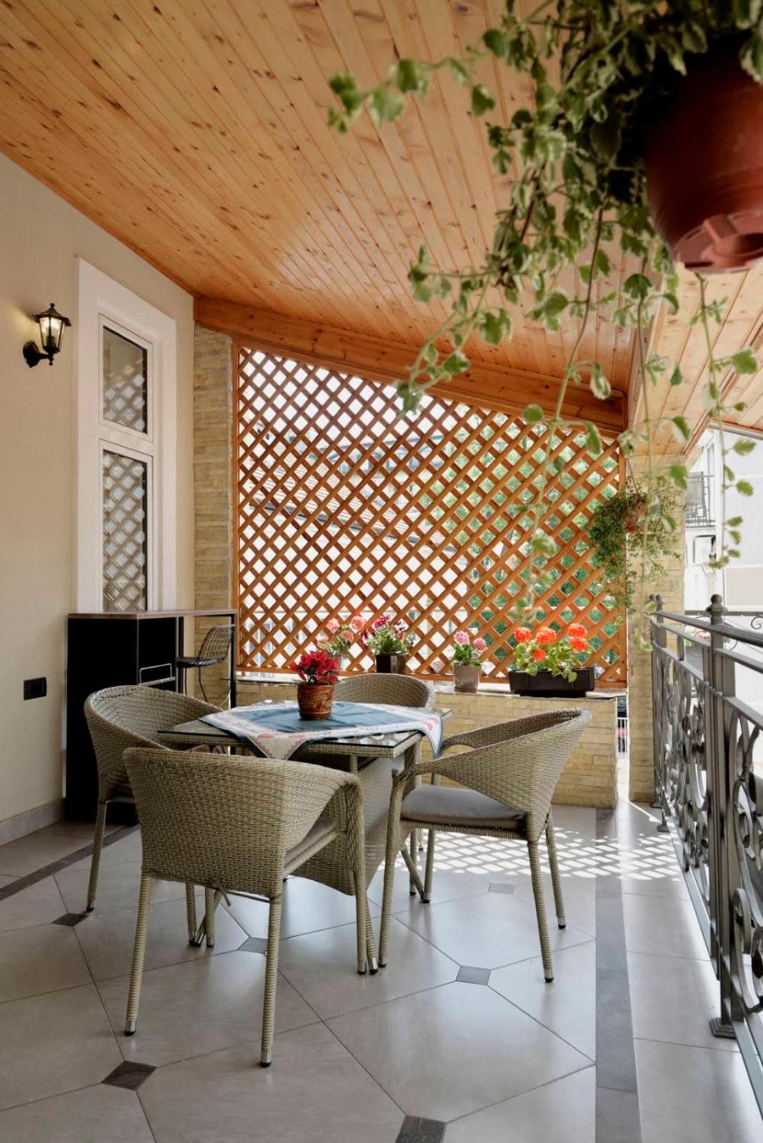 Spacious 165m2 apartment - 3BR & 3 terraces -Zemun Center Lux view 3