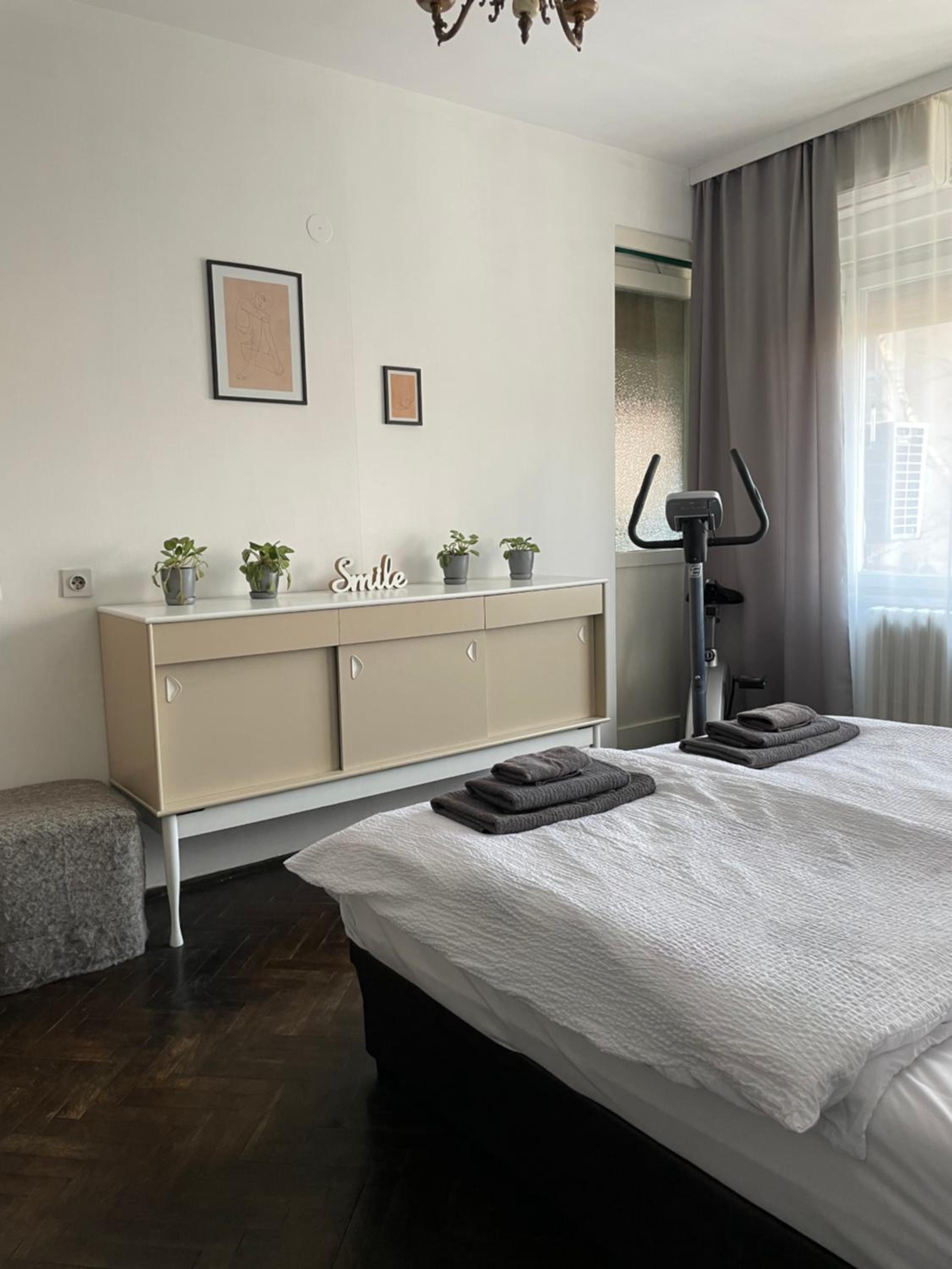 Apartman Lavanda view 3