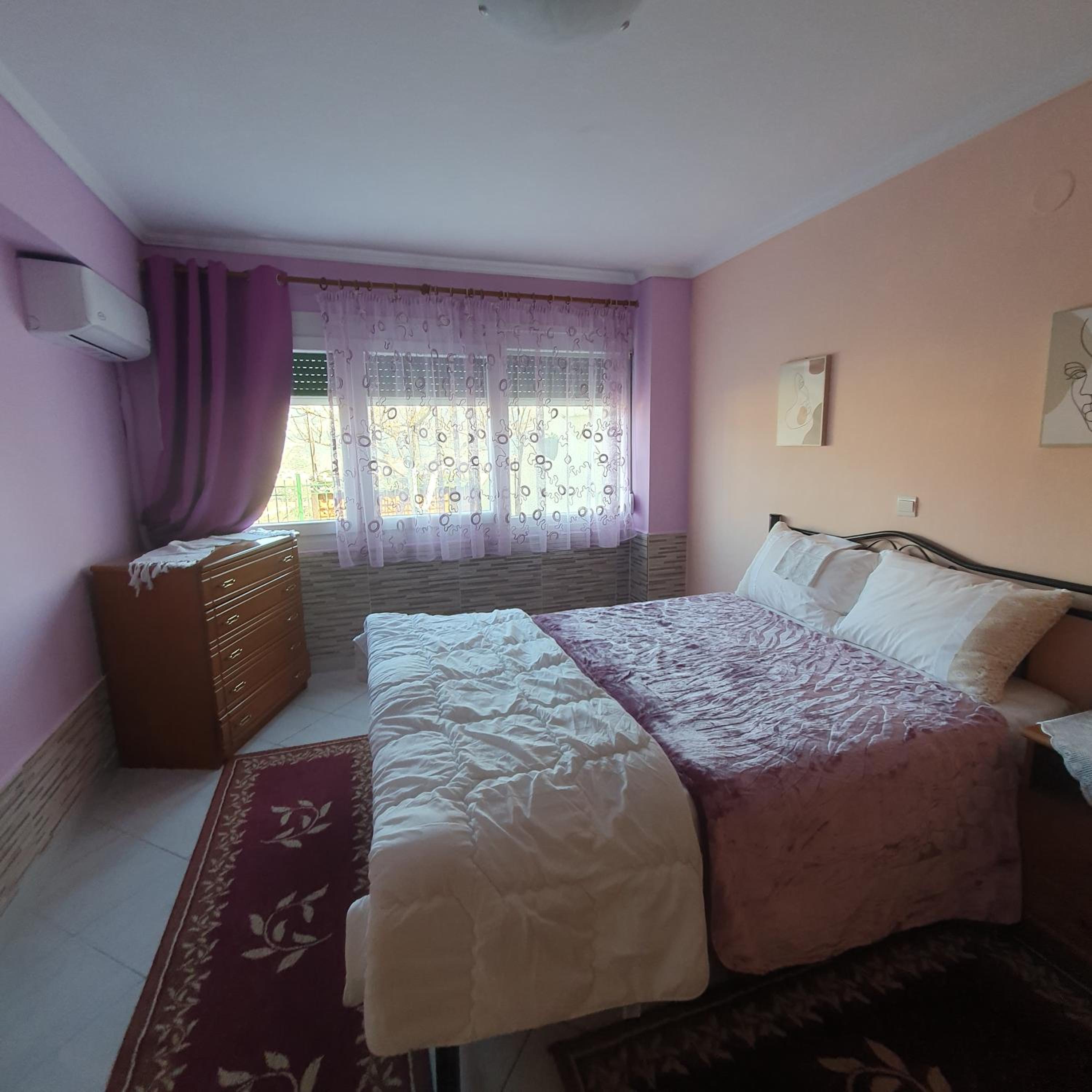 Xrisa's house