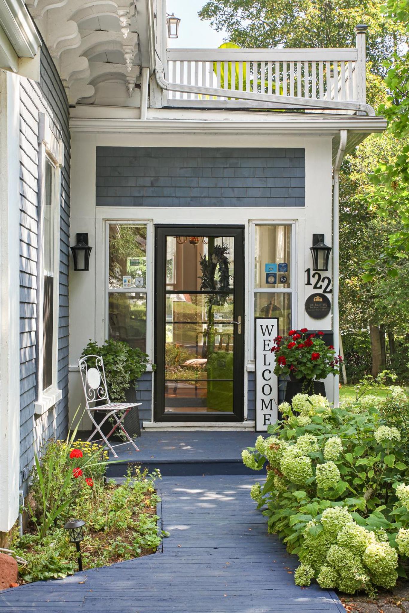 The Dawson House Bed & Breakfast