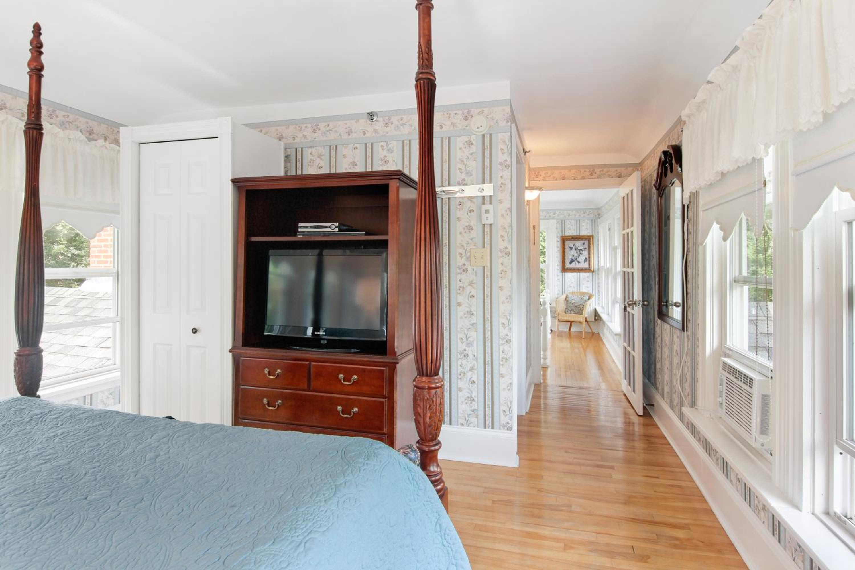The Dawson House Bed & Breakfast