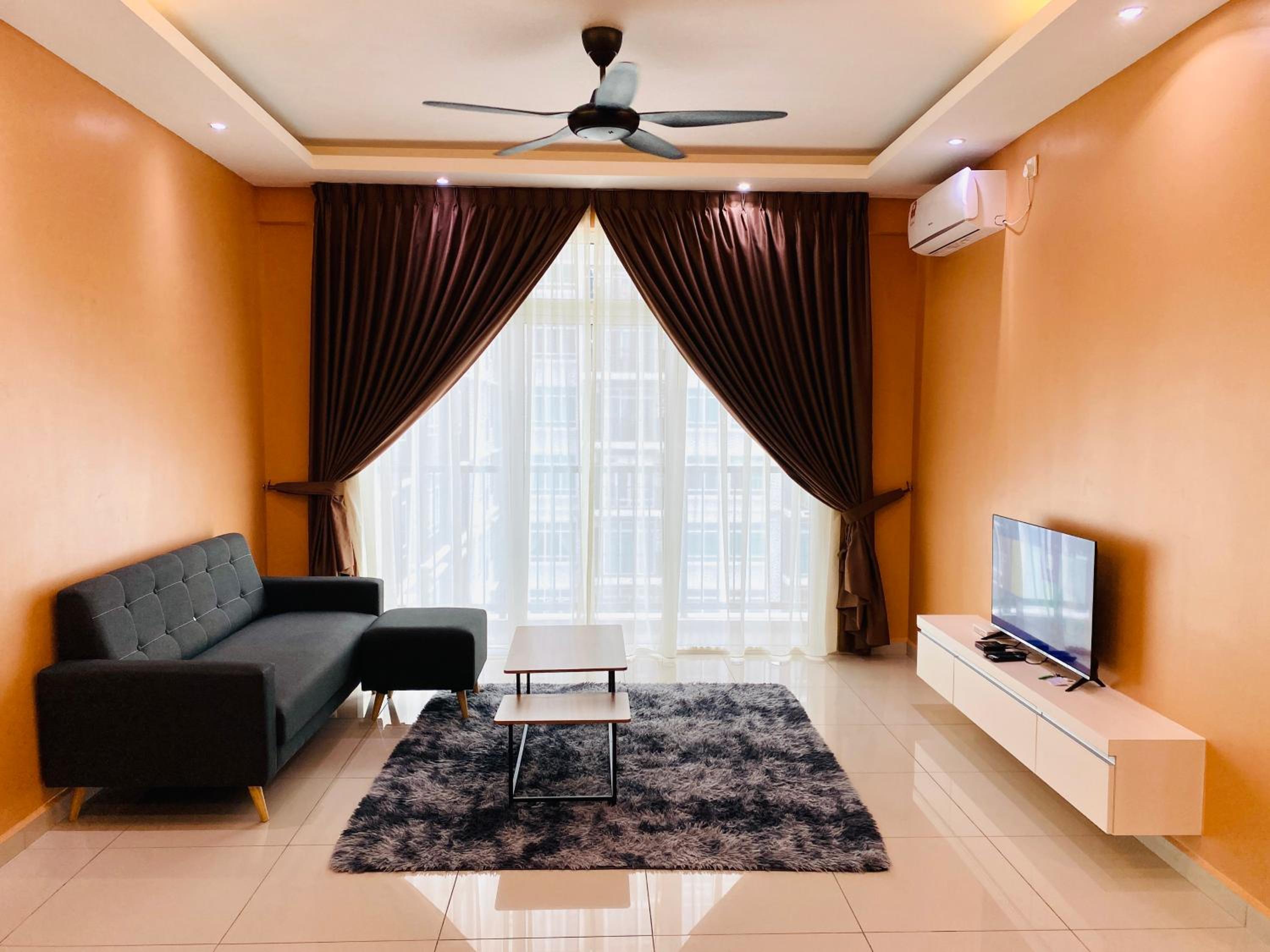 Novo 8 Residence - 10mins to Jonker Street photo 2